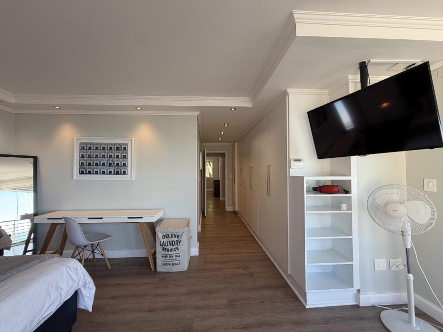 To Let 3 Bedroom Property for Rent in Sea Point Western Cape